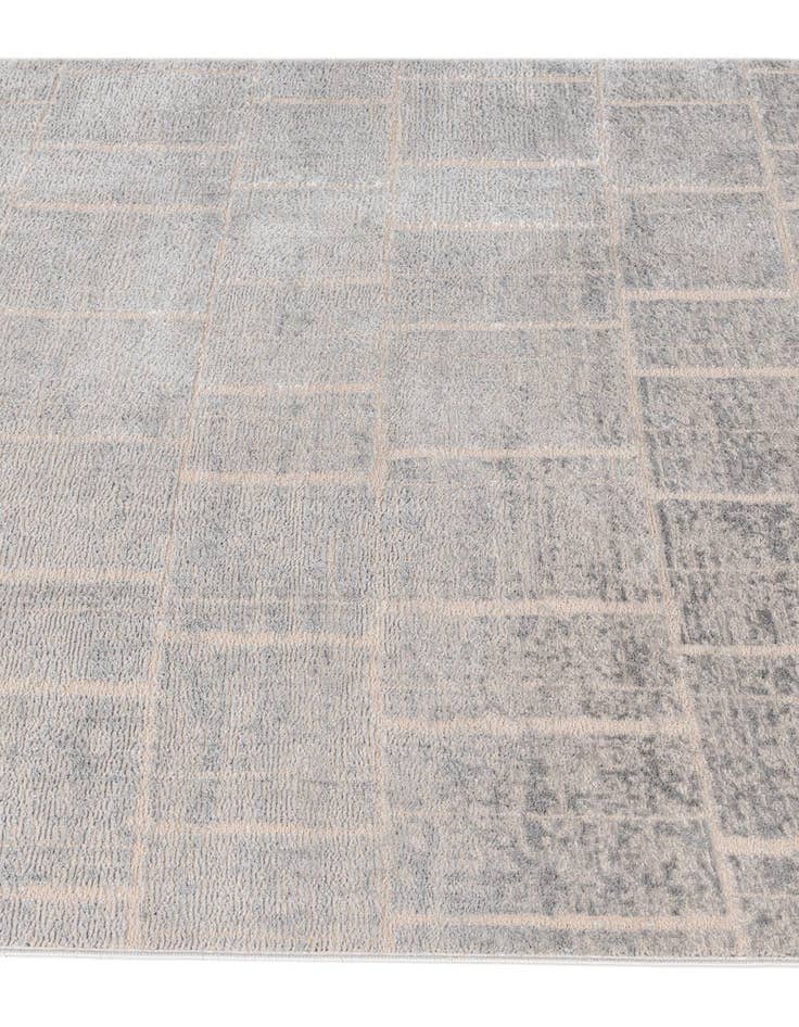 Detail image of 5' x 7' 2 Uptown Rug