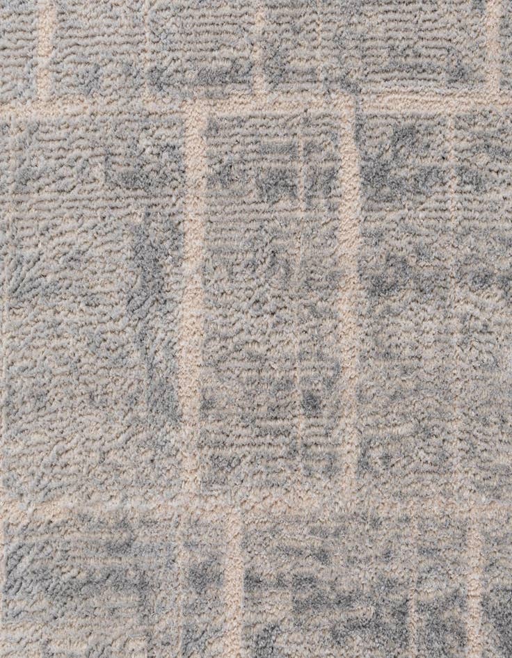 Detail image of 5' x 7' 2 Uptown Rug