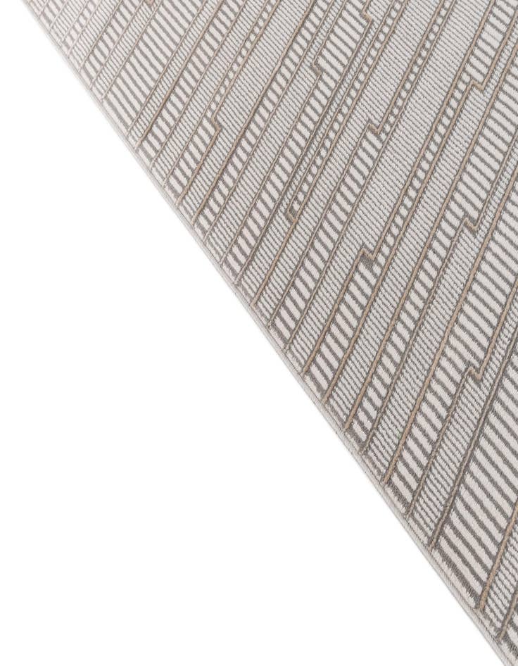 Detail image of 5' x 7' 5 Uptown Rug