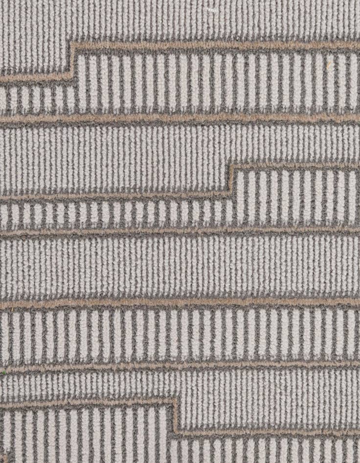 Detail image of 5' x 7' 5 Uptown Rug