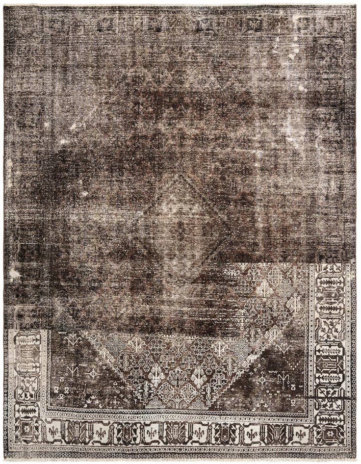 Detail image of 8' x 11' 7 Vintage Royal Rug