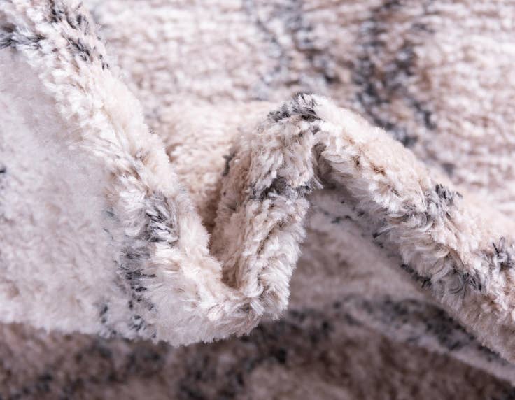 Detail image of 4' 7 x 4' 7 Artemis Round Rug