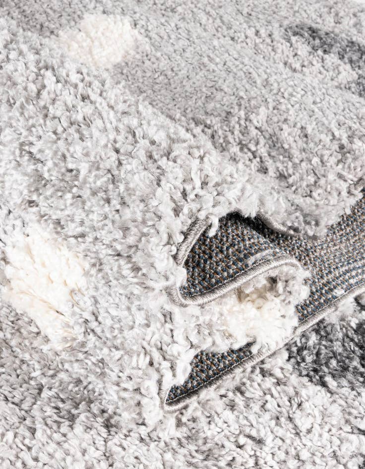 Detail image of 5' x 5' Athena Shag Round Rug