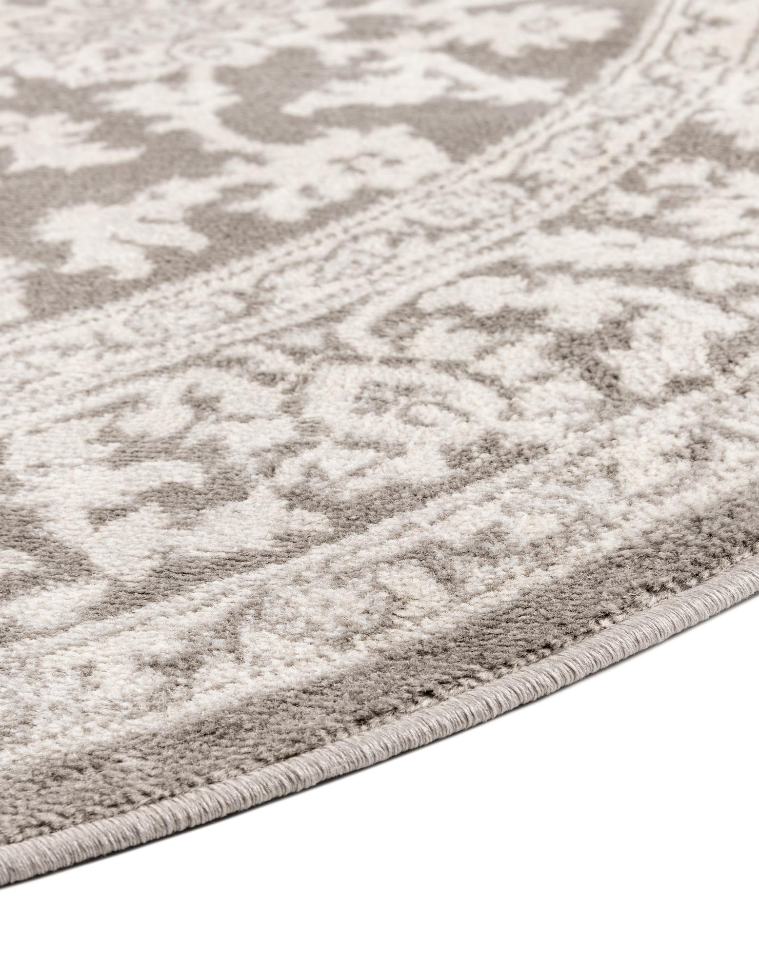 5' 3 x 5' 3 Charlotte Round Rug