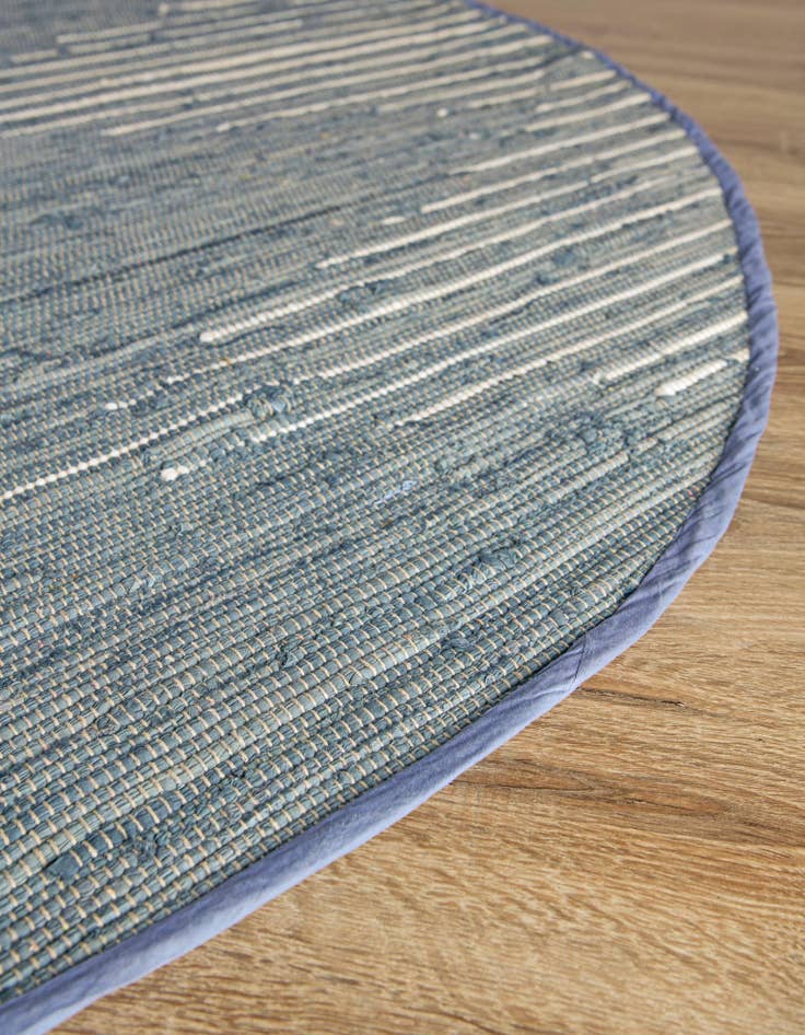 Detail image of 5' 3 x 5' 3 Chindi Cotton Round Rug