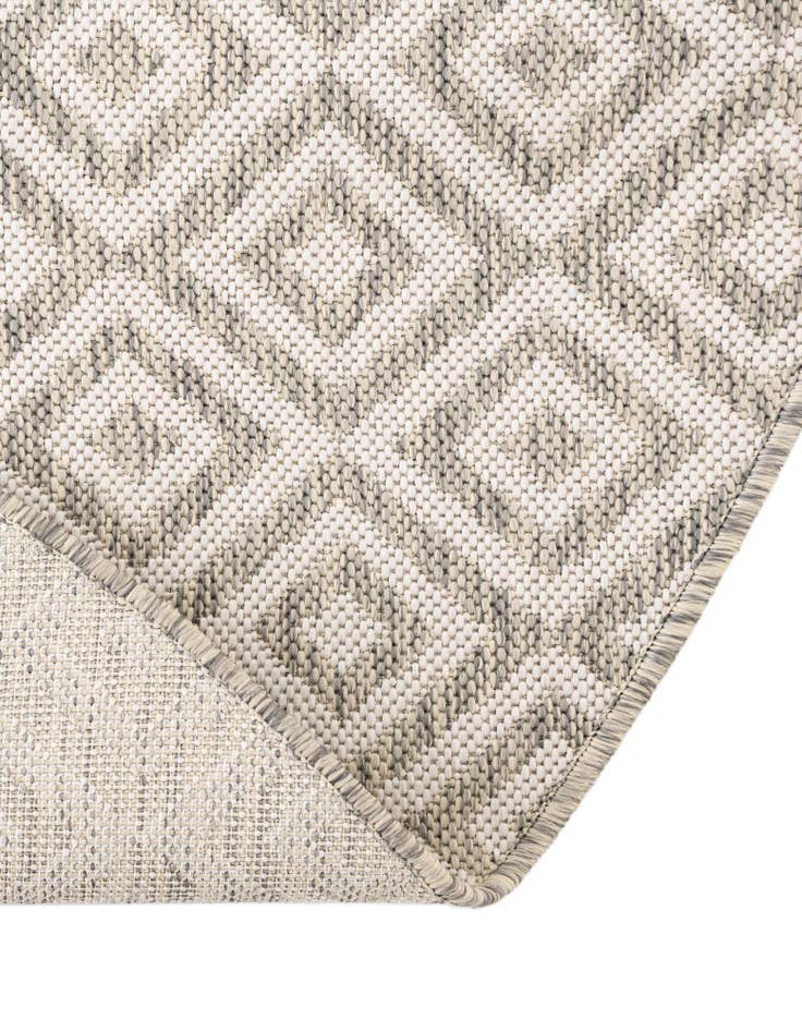 Detail image of 6' 7 x 6' 7 Easy-Clean Jill Zarin Costa Rica Indoor / Outdoor Round Rug