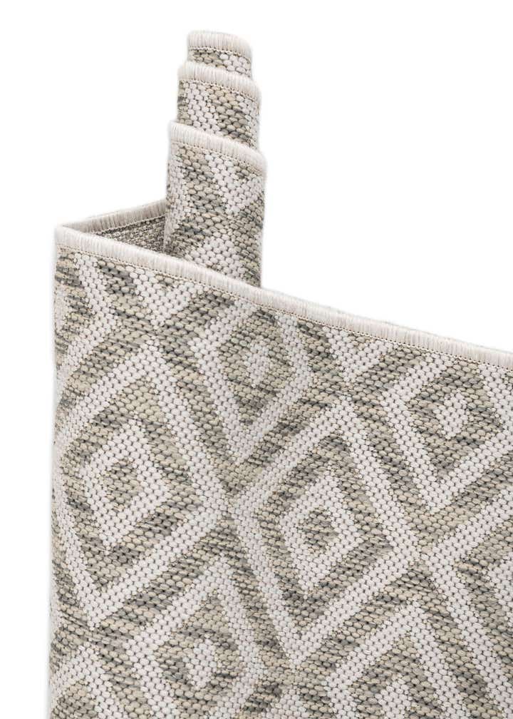 6' 7 x 6' 7 Easy-Clean Jill Zarin Costa Rica Indoor / Outdoor Round Rug