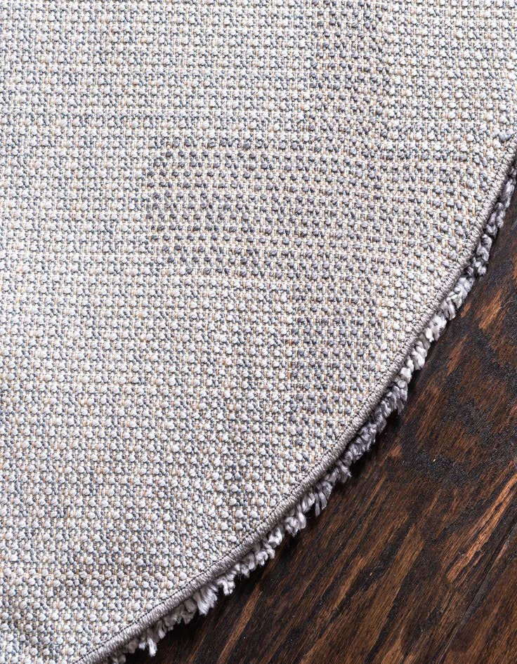 Detail image of 5' x 5' Lagom Shag Round Rug