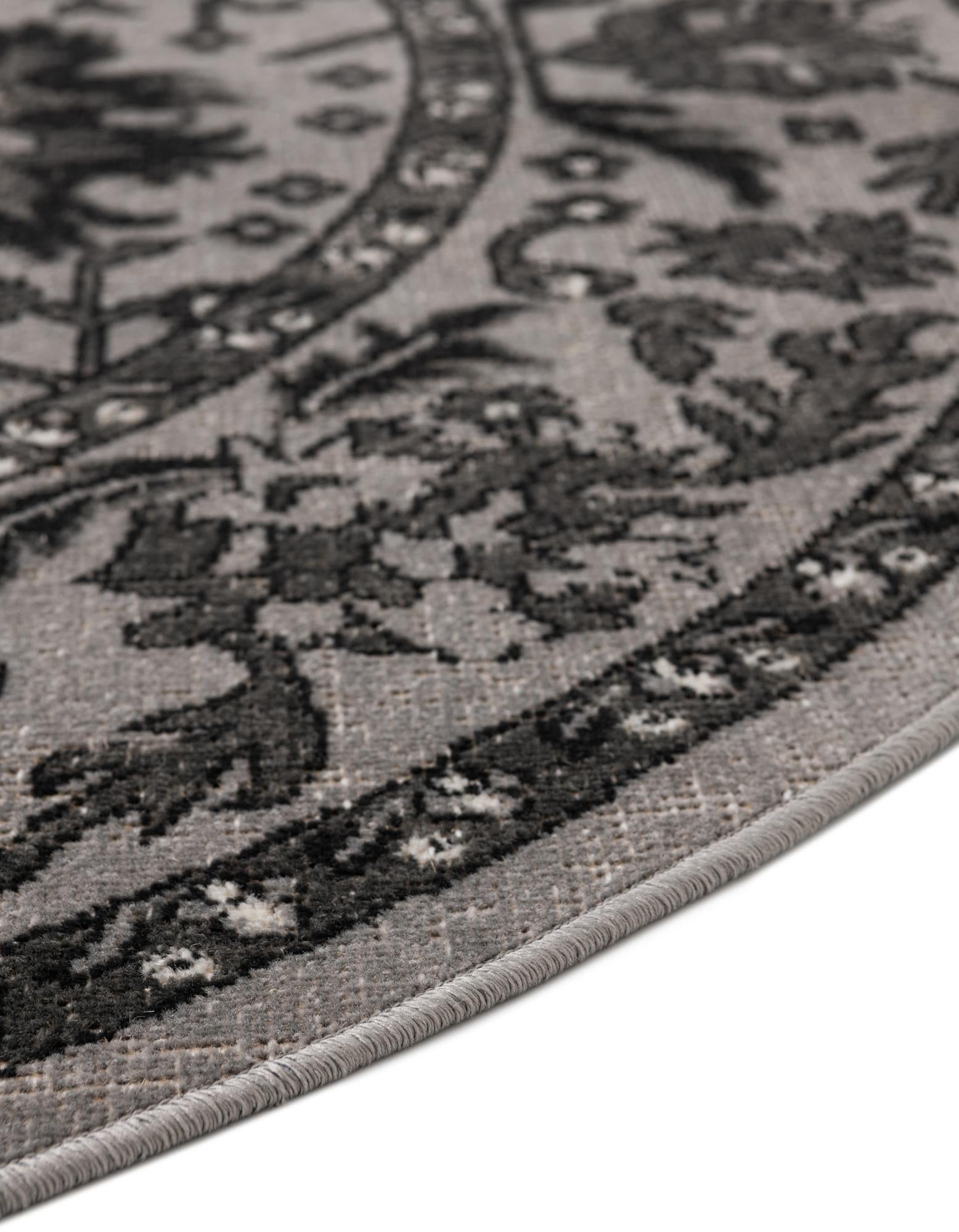 5' 3 x 5' 3 Lucerne Round Rug