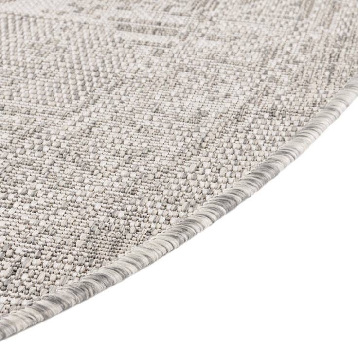 Detail image of 3' x 3' Easy-Clean Aztec Indoor / Outdoor Round Rug