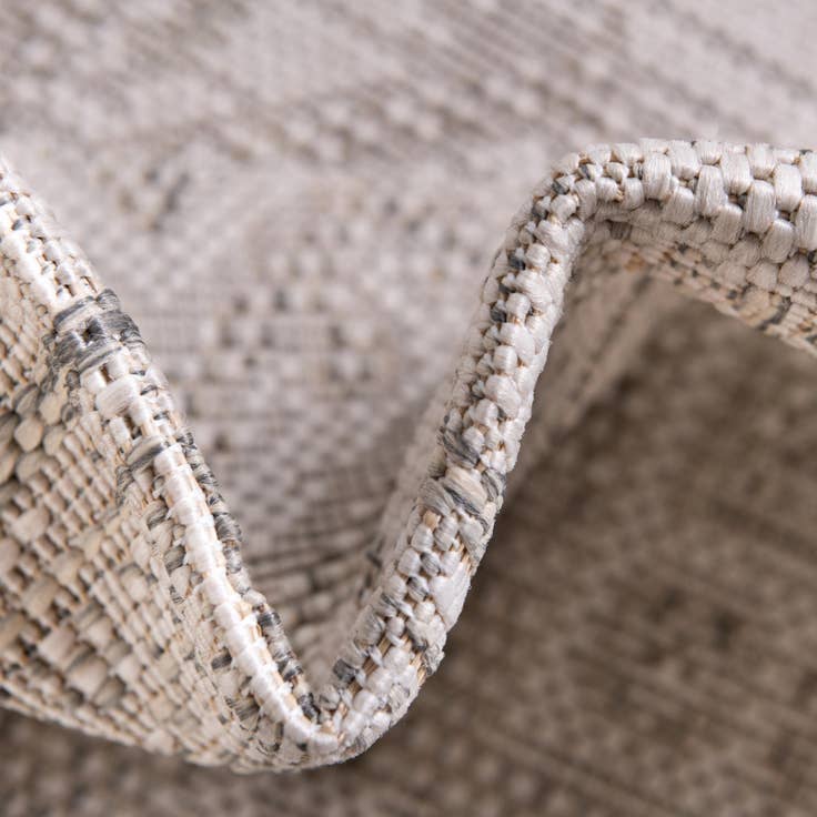 Detail image of 3' x 3' Easy-Clean Aztec Indoor / Outdoor Round Rug