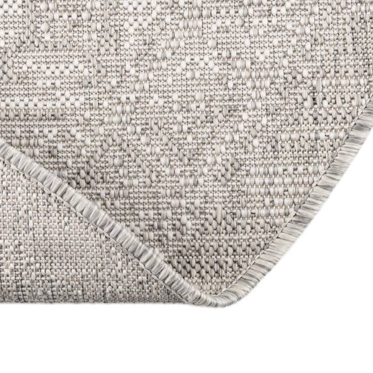 Detail image of 3' x 3' Easy-Clean Aztec Indoor / Outdoor Round Rug