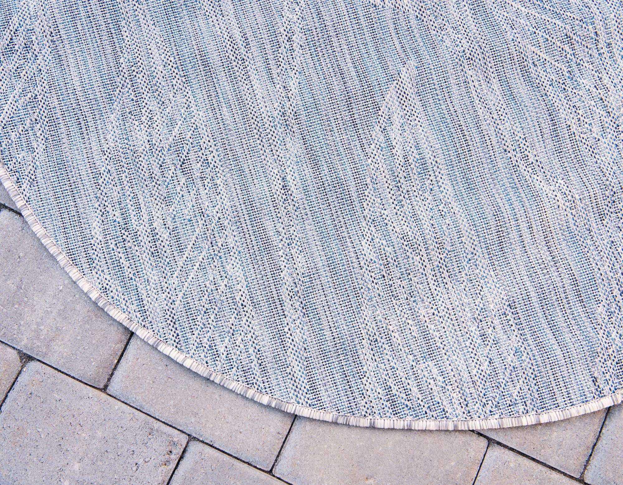10' 8 x 10' 8 Easy-Clean Botanical Indoor / Outdoor Round Rug