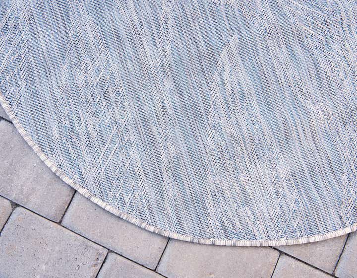 10' 8 x 10' 8 Easy-Clean Botanical Indoor / Outdoor Round Rug