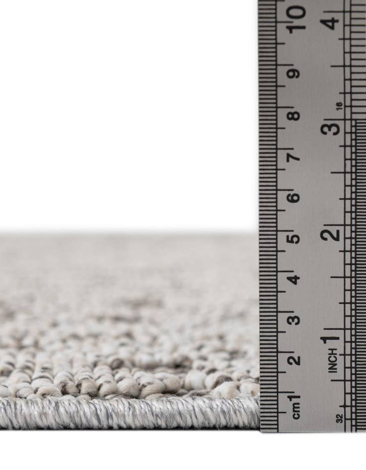 Detail image of 5' 3 x 5' 3 Easy-Clean Safari Indoor / Outdoor Round Rug