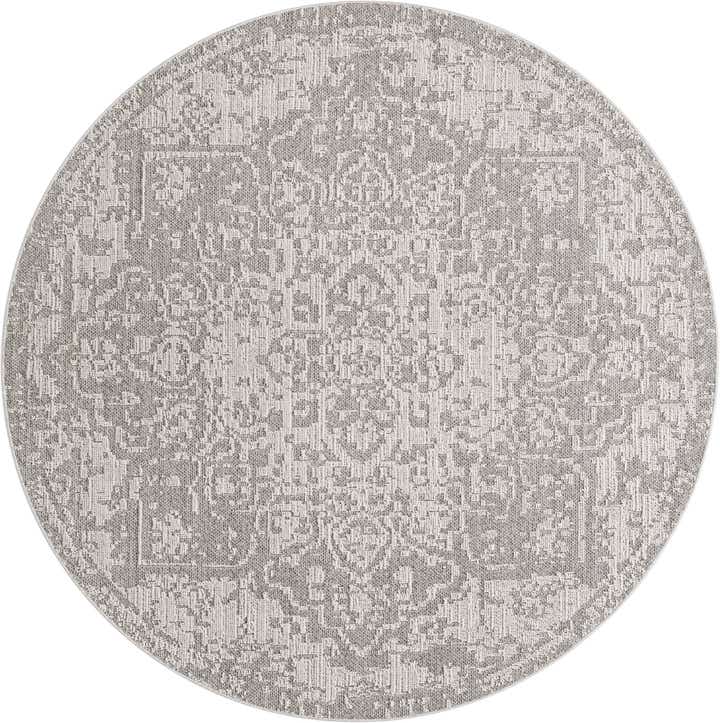 7' 10 x 7' 10 Easy-Clean Traditional Indoor / Outdoor Round Rug