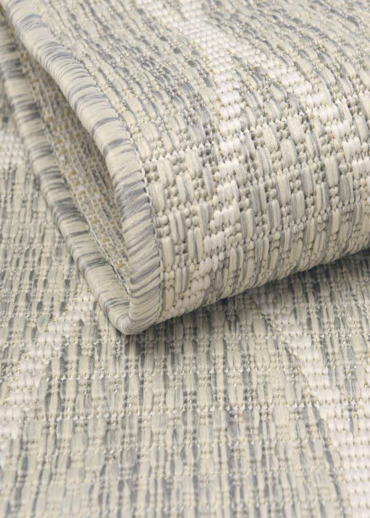 10' x 10' Easy-Clean Trellis Indoor / Outdoor Round Rug