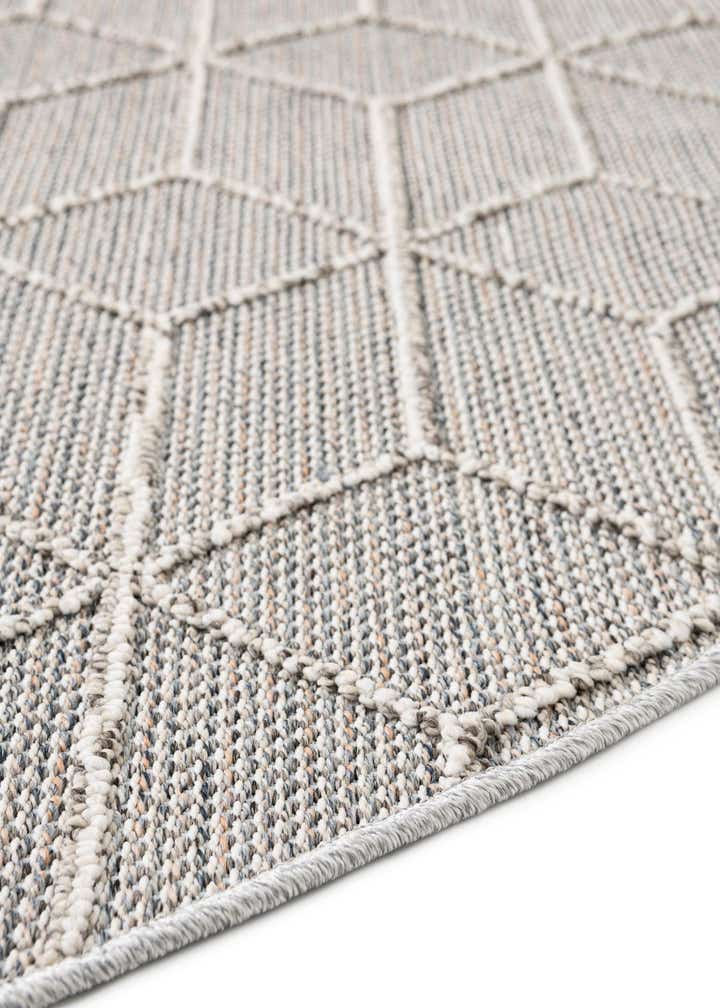 7' 10 x 7' 10 Easy-Clean Trellis Indoor / Outdoor Round Rug