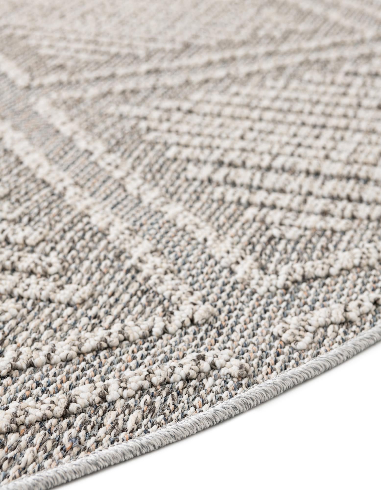 3' 1 x 3' 1 Easy-Clean Trellis Indoor / Outdoor Round Rug