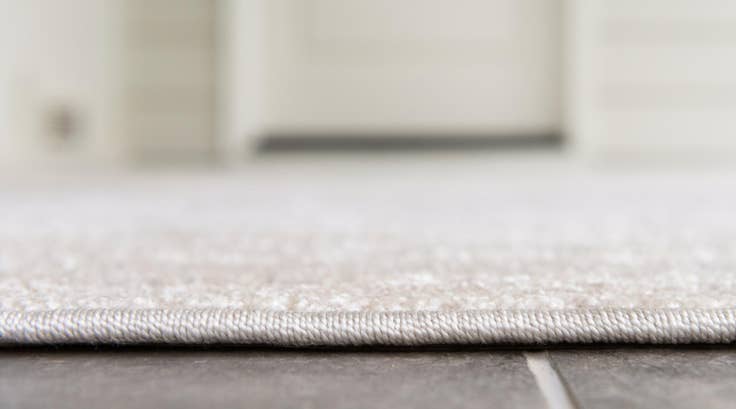 Detail image of 8' x 8' Easy-Clean Sabrina Soto Ola Indoor / Outdoor Round Rug
