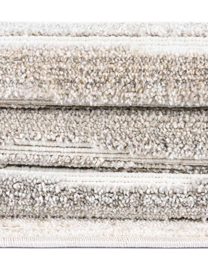 8' x 8' Easy-Clean Sabrina Soto Ola Indoor / Outdoor Round Rug