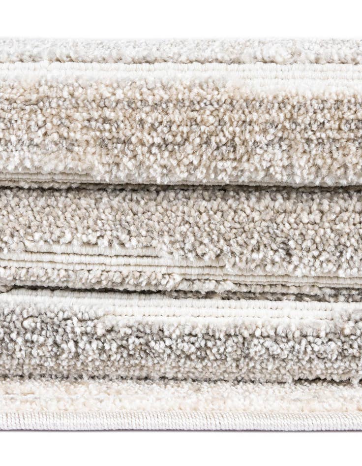 Detail image of 8' x 8' Easy-Clean Sabrina Soto Ola Indoor / Outdoor Round Rug