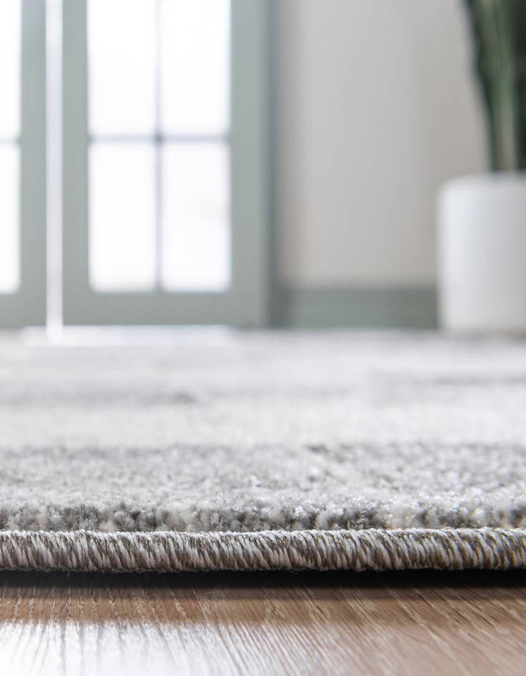 Detail image of 6' x 6' Safari Round Rug