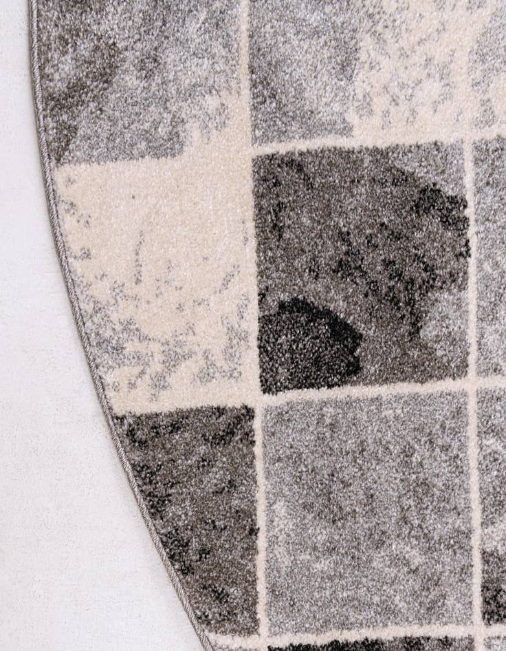 Detail image of 6' x 6' Safari Round Rug