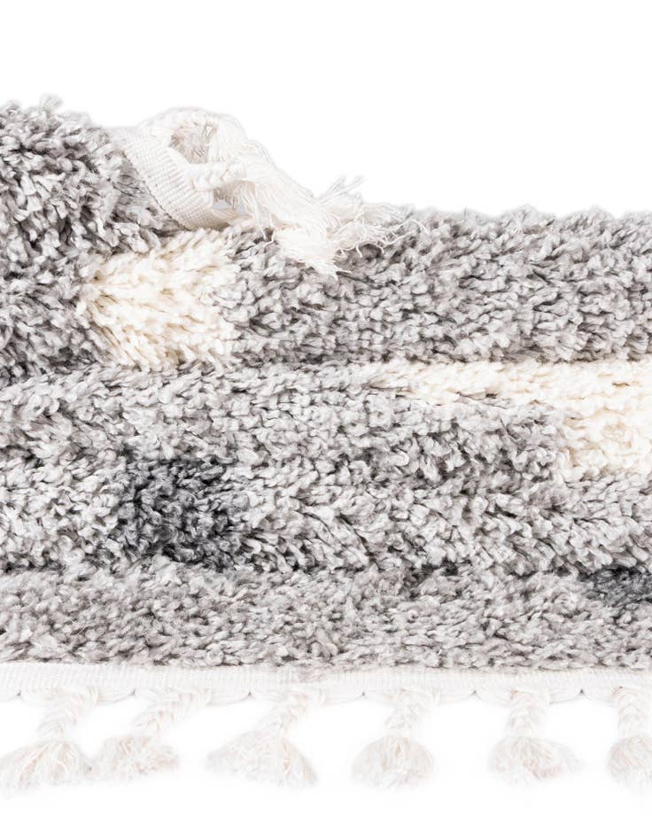 Detail image of 2' 2 x 6' Athena Shag Runner Rug