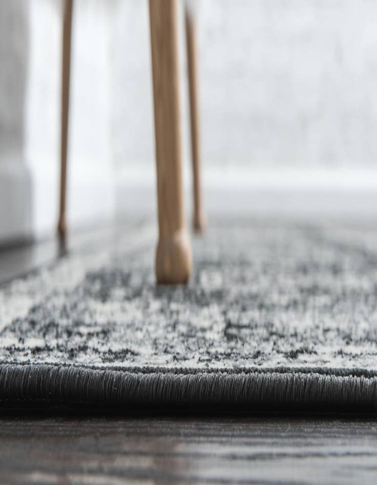 Detail image of 3' x 9' 10 Istanbul Runner Rug