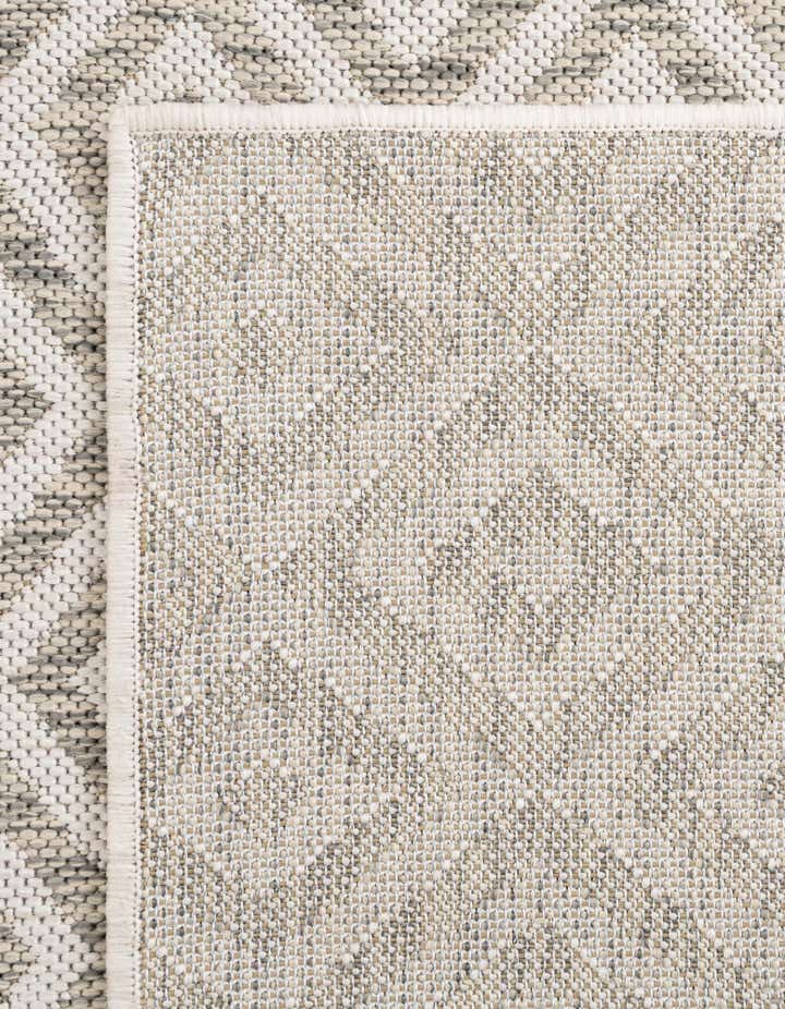 2' x 8' Easy-Clean Jill Zarin Costa Rica Indoor / Outdoor Runner Rug