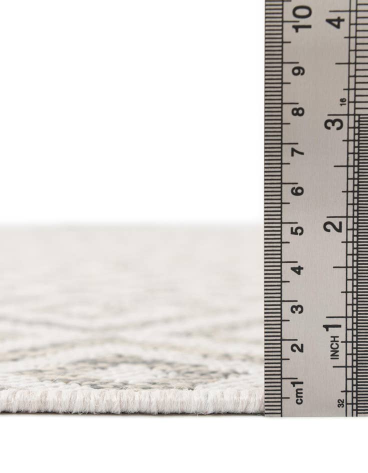 Detail image of 2' x 8' Easy-Clean Jill Zarin Costa Rica Indoor / Outdoor Runner Rug