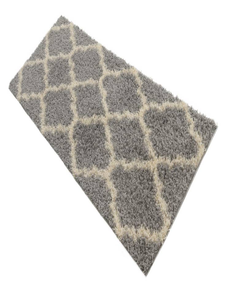Detail image of 2' 3 x 6' Lattice Shag Runner Rug