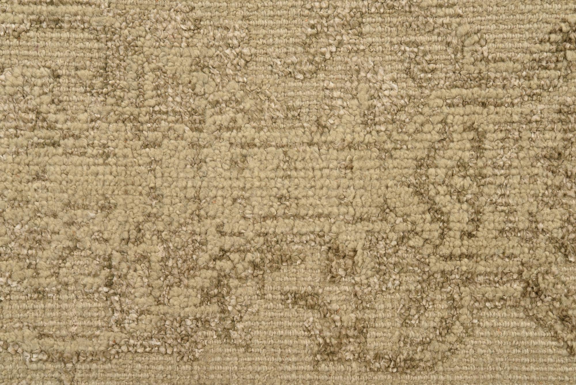 2' 10 x 8' 8 Hand Knotted Luna Runner Rug