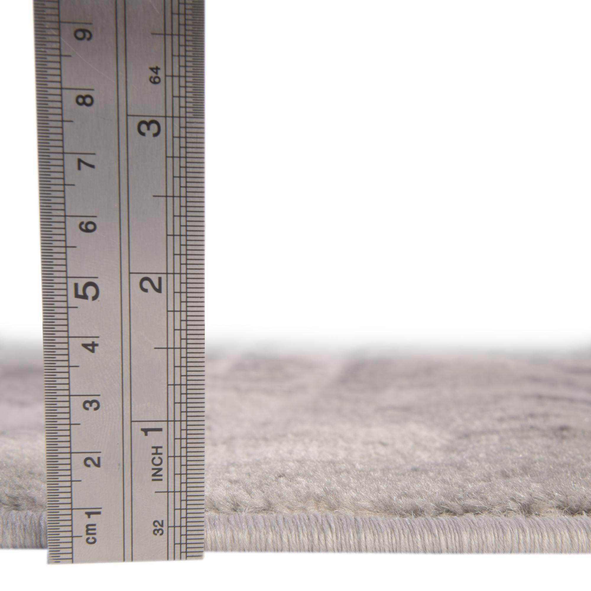 2' x 6' 9 Metropolis Runner Rug
