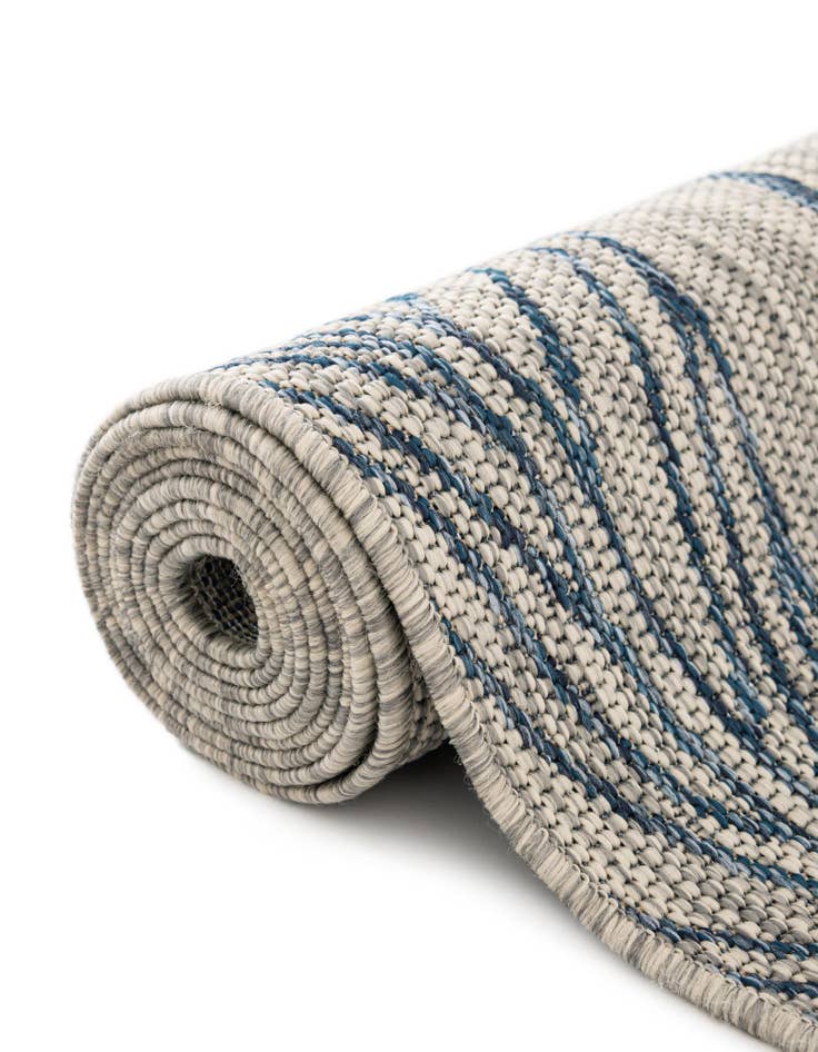 Detail image of 2' x 6' Easy-Clean Botanical Indoor / Outdoor Runner Rug