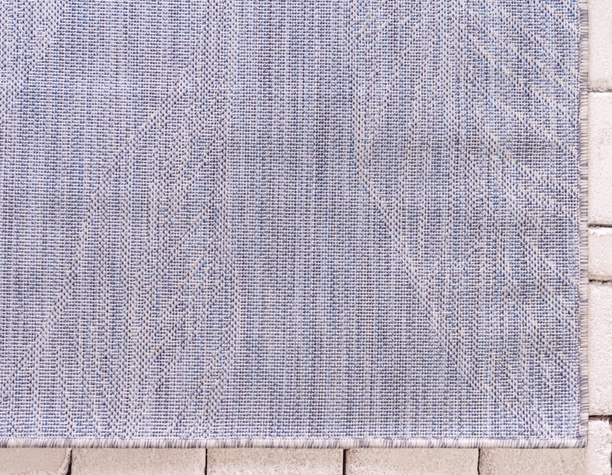 2' x 6' Easy-Clean Botanical Indoor / Outdoor Runner Rug