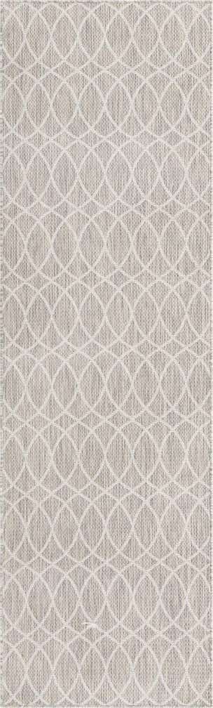 2' 7 x 10' Easy-Clean Lattice Indoor / Outdoor Runner Rug