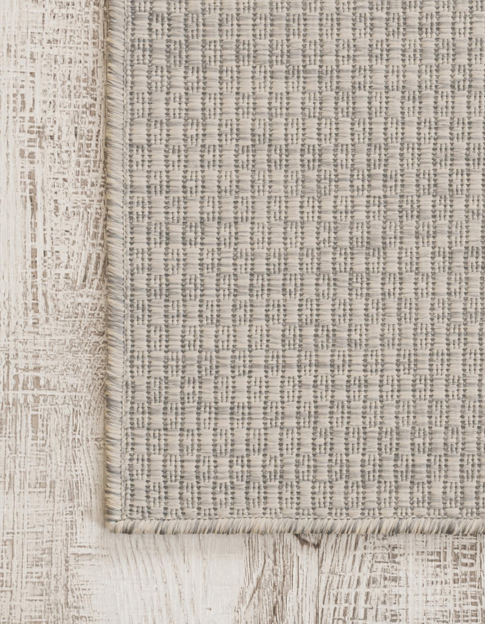 2' x 8' Easy-Clean Solid Indoor / Outdoor Runner Rug