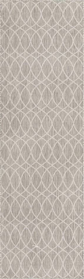 Detail image of 2' 7 x 10' Easy-Clean Trellis Indoor / Outdoor Runner Rug