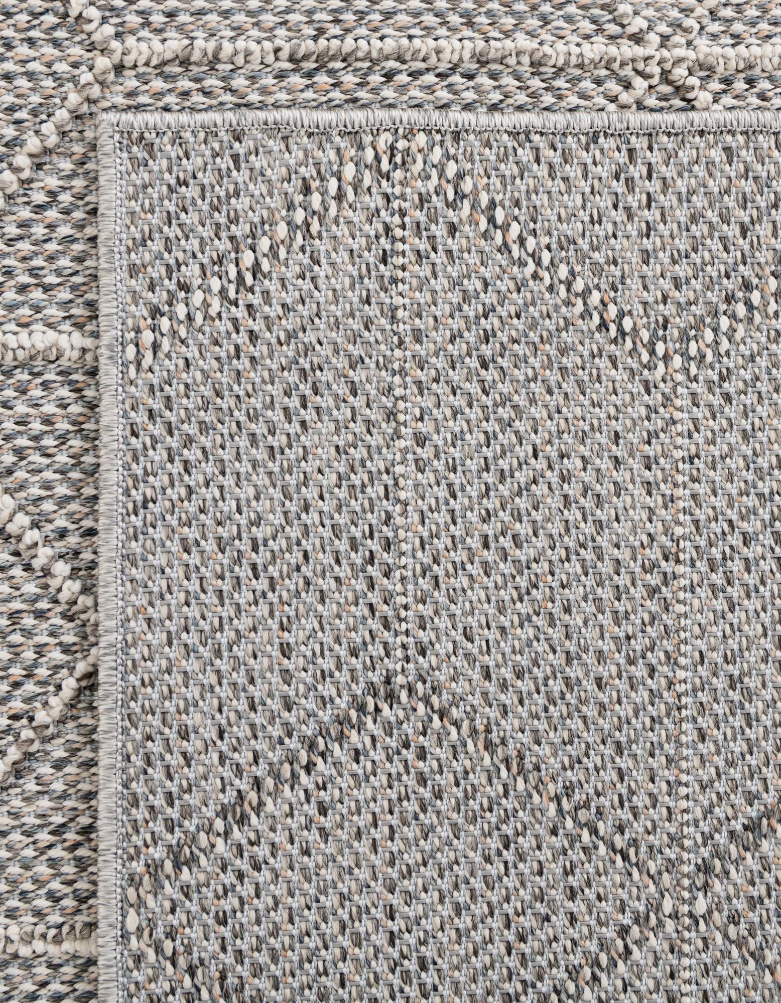 2' x 6' 1 Easy-Clean Trellis Indoor / Outdoor Runner Rug