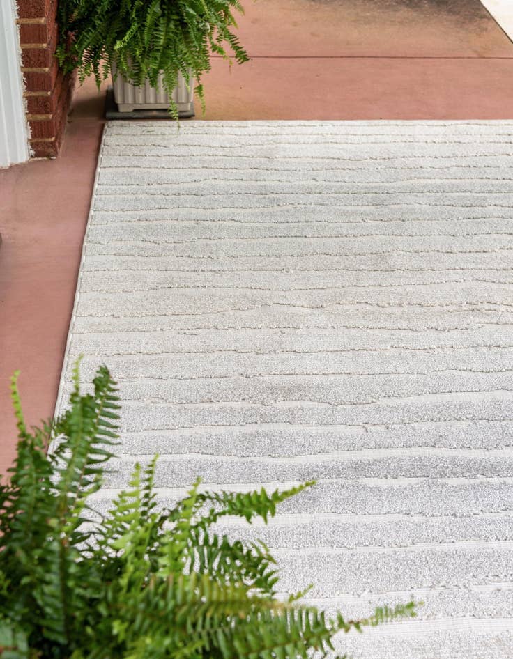 Detail image of 2' x 8'  Washable Sabrina Soto Ola Indoor / Outdoor Runner Rug