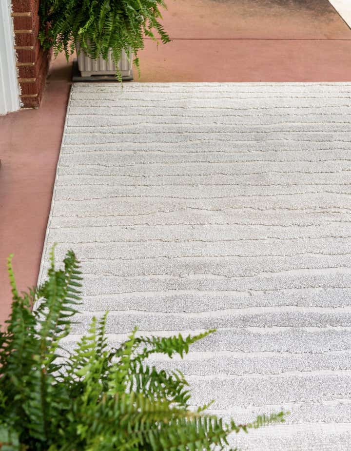2' x 8' Easy-Clean Sabrina Soto Ola Indoor / Outdoor Runner Rug