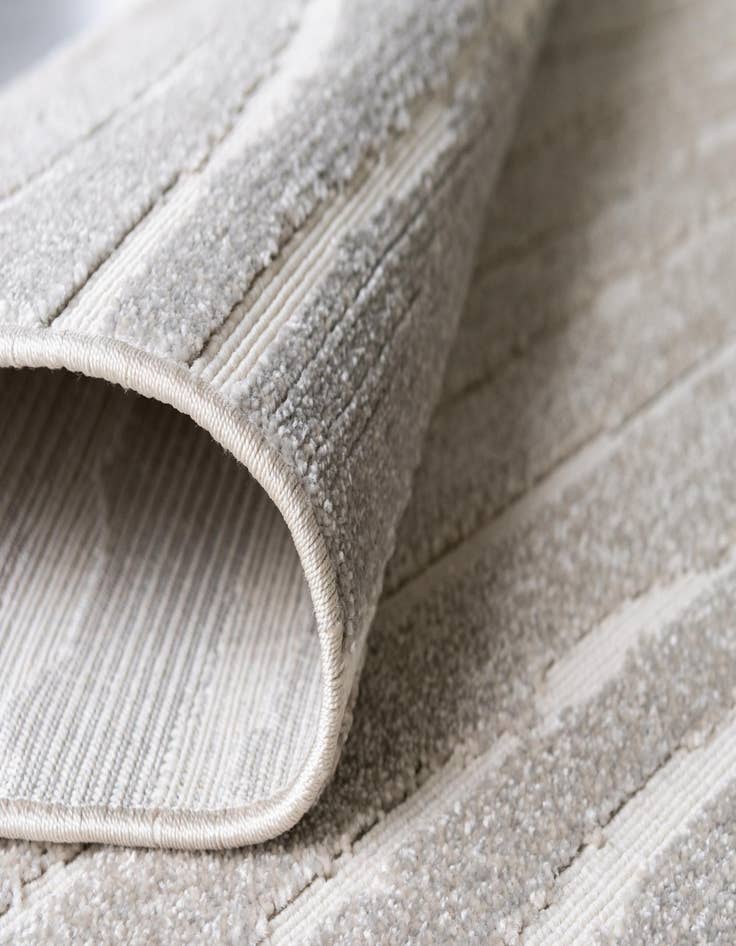 Detail image of 2' x 8'  Washable Sabrina Soto Ola Indoor / Outdoor Runner Rug