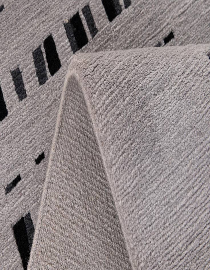 Detail image of 2' 9 x 9' 7  Hand Knotted Tibet Wool Runner Rug