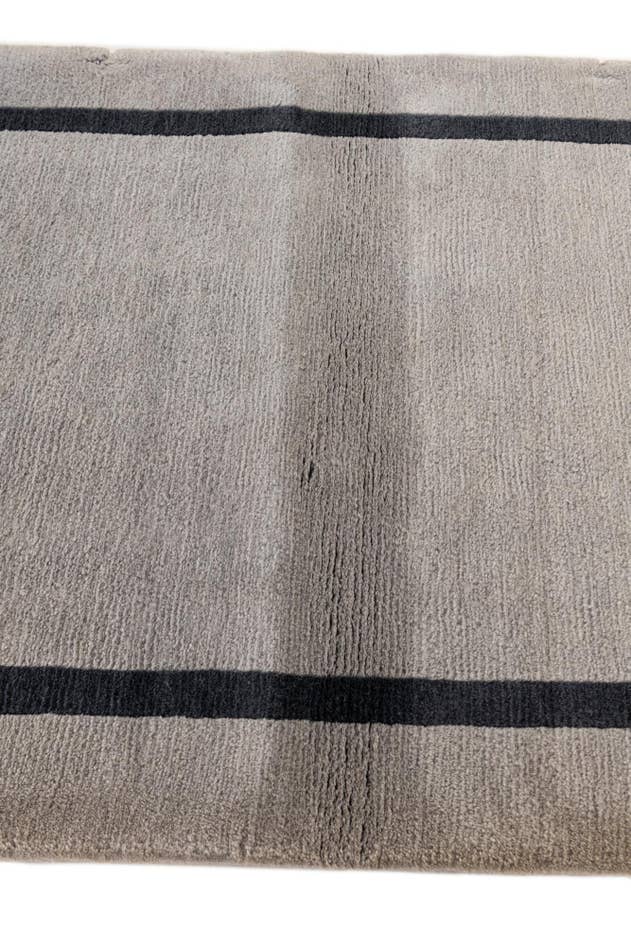 Detail image of 3' 1 x 11' 5 Hand Knotted Tibet Wool Runner Rug
