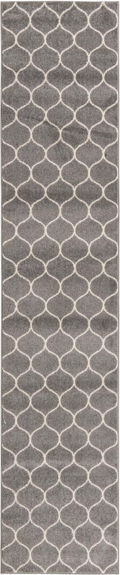 2' 6 x 12' Trellis Frieze Runner Rug