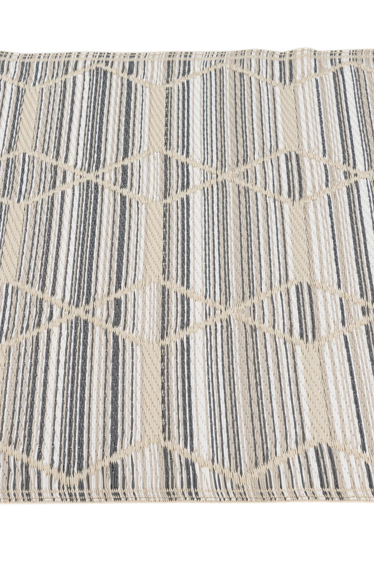 2' x 6' Easy-Clean Vista Breeze Indoor / Outdoor Runner Rug