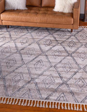 7' 7 x 7' 7 Atlas Square Rug