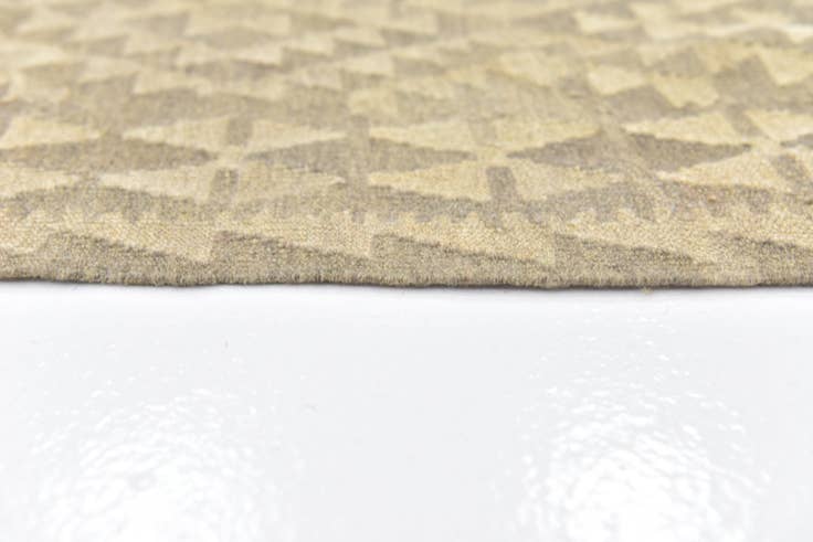 Detail image of 5' 9 x 6' 10 Hand Woven Kilim Waziri Wool Square Rug